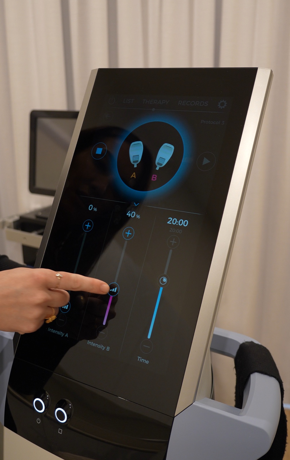 EmSculpt